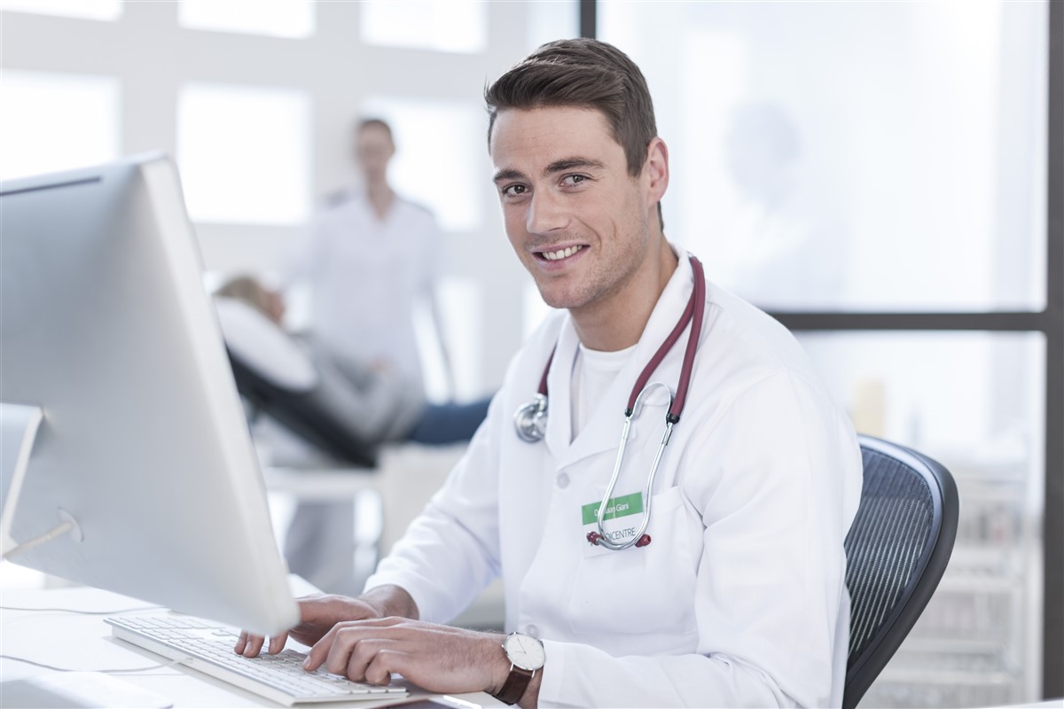 logiciels IA d'aide aux médecins