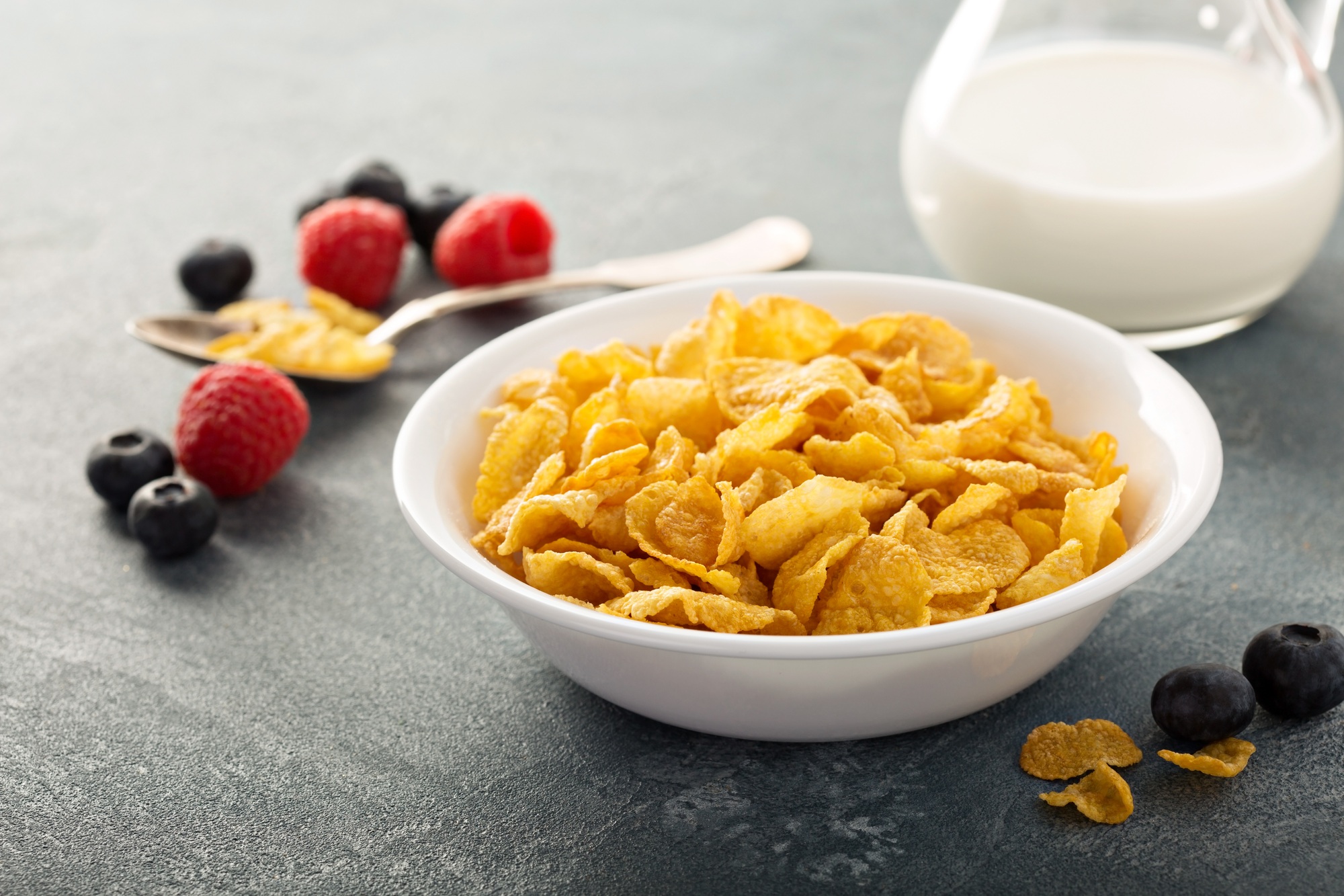 Cornflake cereals in a bowl
